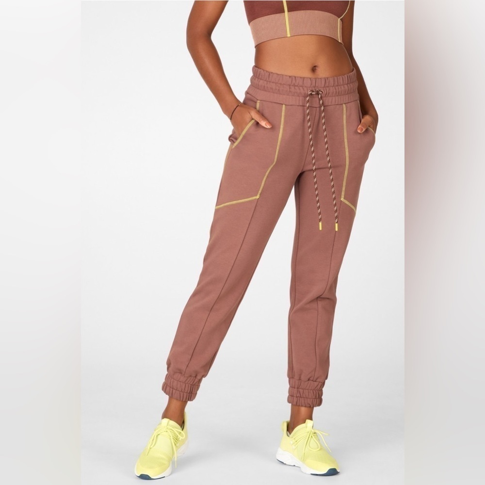 Fabletics Iris Sweatpants Chestnut/Gaia/Zest Small